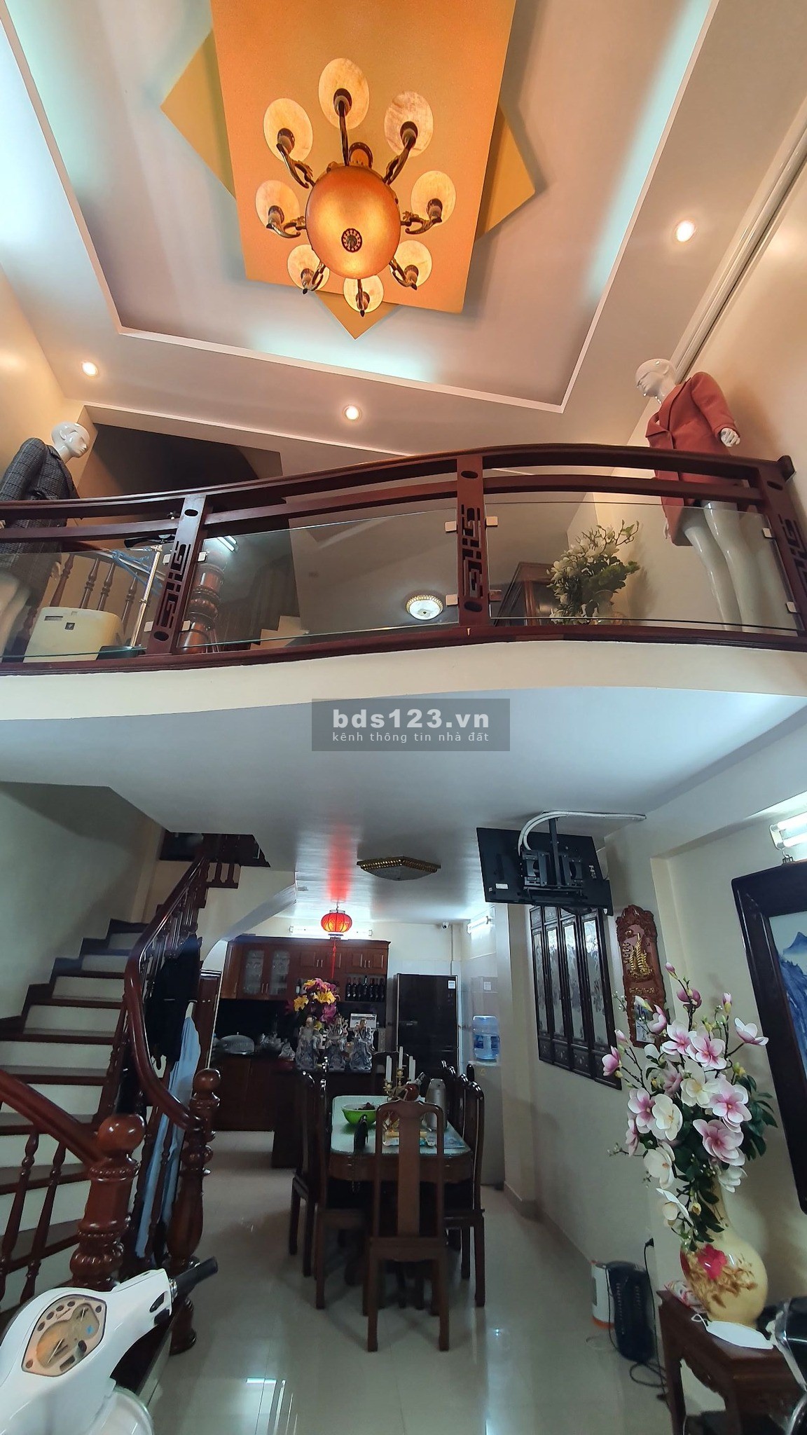 Lô gốc Phố Trần Bình diện tích 34m2 nhà đẹp gần ô tô bãi 3.85 tỷ - hiếm quá!