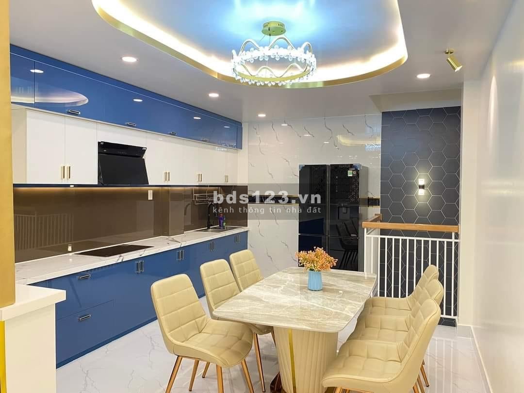 Bán nhà phố Đường số 8 Phường 11 quận Gò Vấp, giá 9.7 tỷ thương lượng