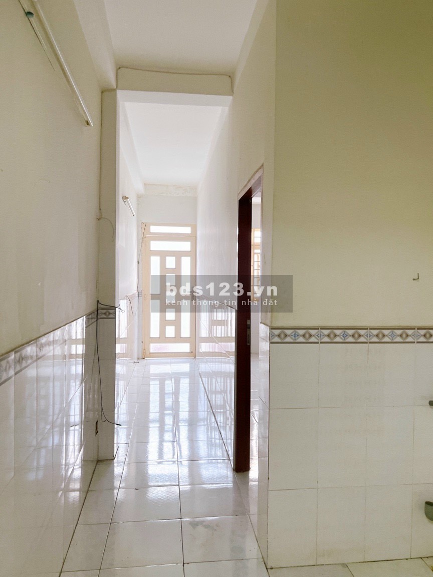 Bán nhà Quận 8 hẻm xe hơi chính chủ giá bán thương lượng, khu yên tĩnh