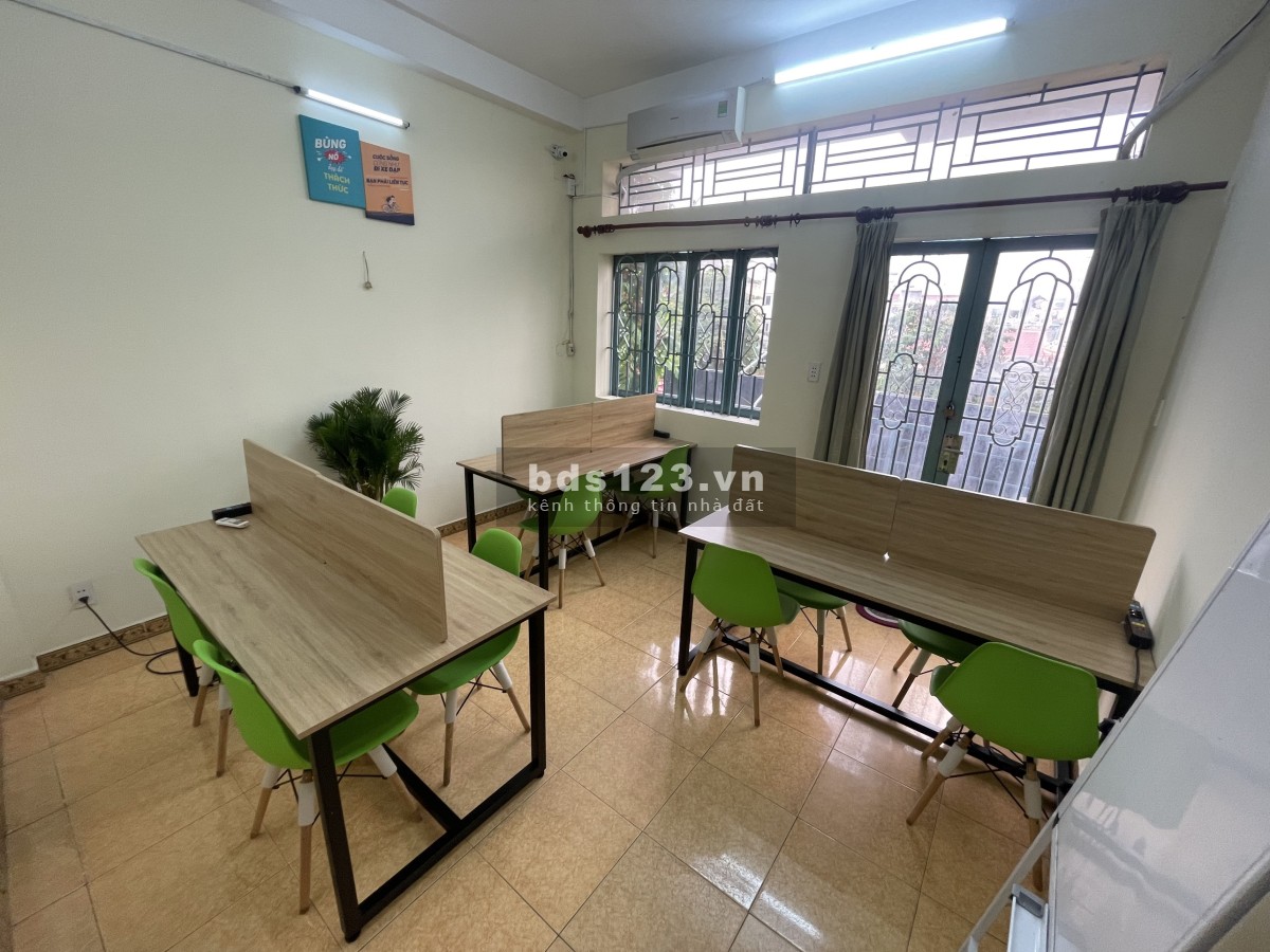 Cho thuê lầu 1 thích hợp văn phòng hoặc lớp học giá 9 triệu/tháng, đủ tiện ích