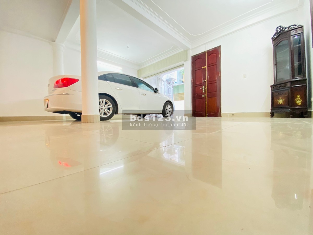 Bán nhà Bằng A, diện tích sử dụng 92m2 x 4 tầng, mặt tiền 6,5m, giá 9.2 tỷ Hoàng Mai