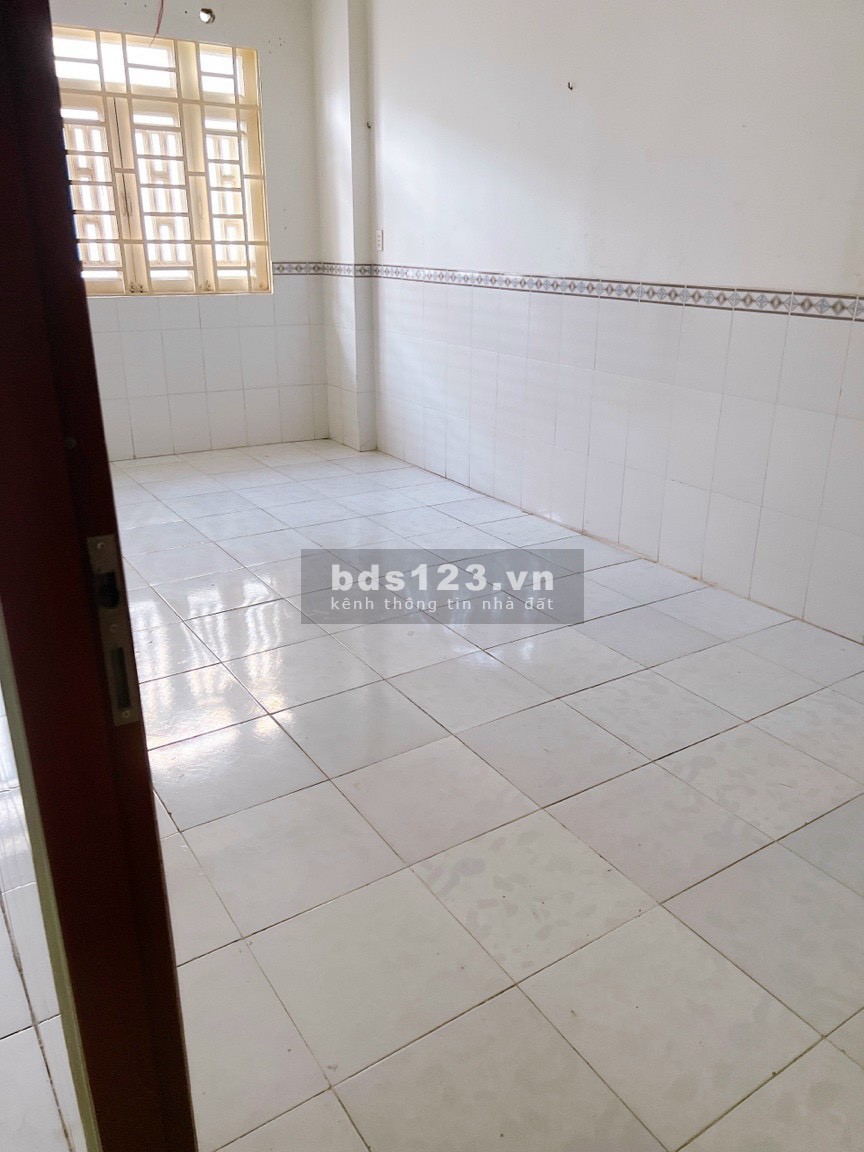 Bán nhà Quận 8 hẻm xe hơi chính chủ giá bán thương lượng, khu yên tĩnh
