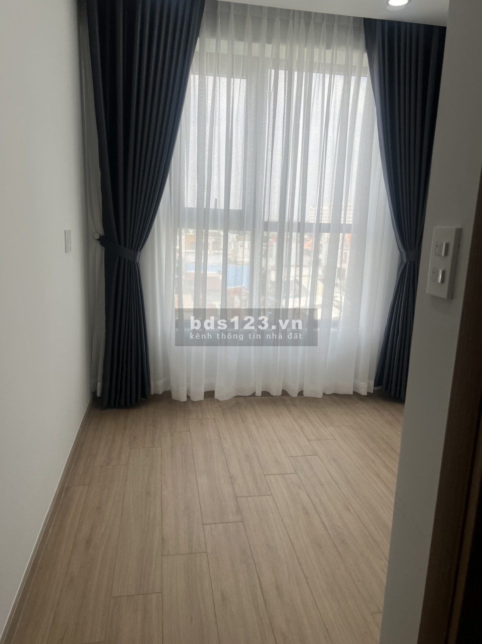 Cho thuê căn hộ Bcons Greenview có nội thất giá chỉ 6 triệu/tháng