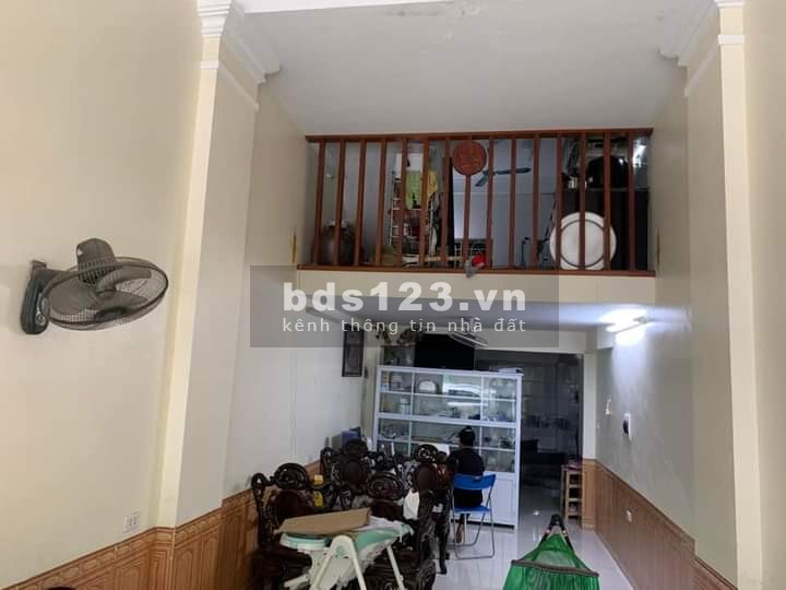 Nhà phân lô vỉa hè rộng kinh doanh siêu đỉnh, thiết kế lệch tầng giá ưu đãi