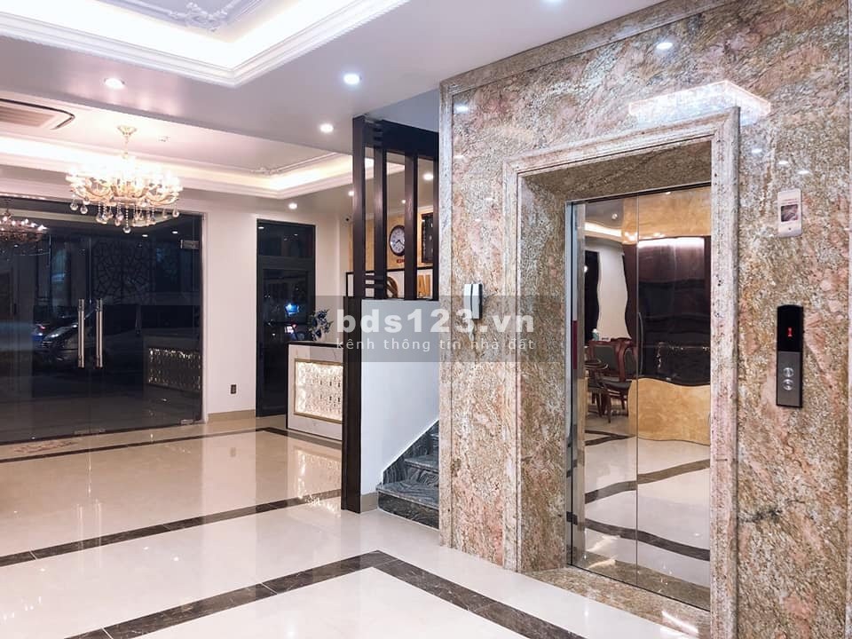 Bán khách sạn trung tâm bãi cháy, Hạ Long, Quảng Ninh liên hệ 0356236196