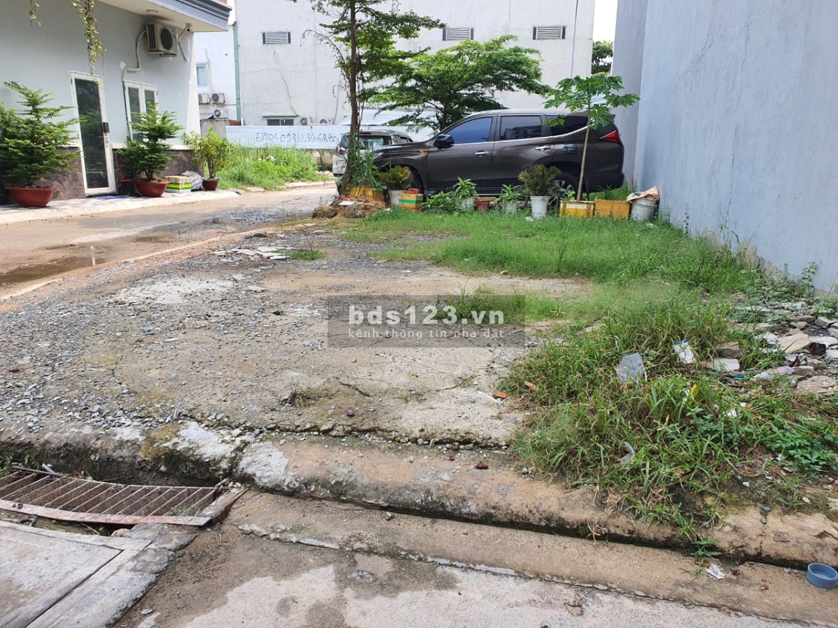 Cần bán đất- đường số 1 khu dân cư cao cấp phường Bình Hưng Hòa B, Quận Bình Tân