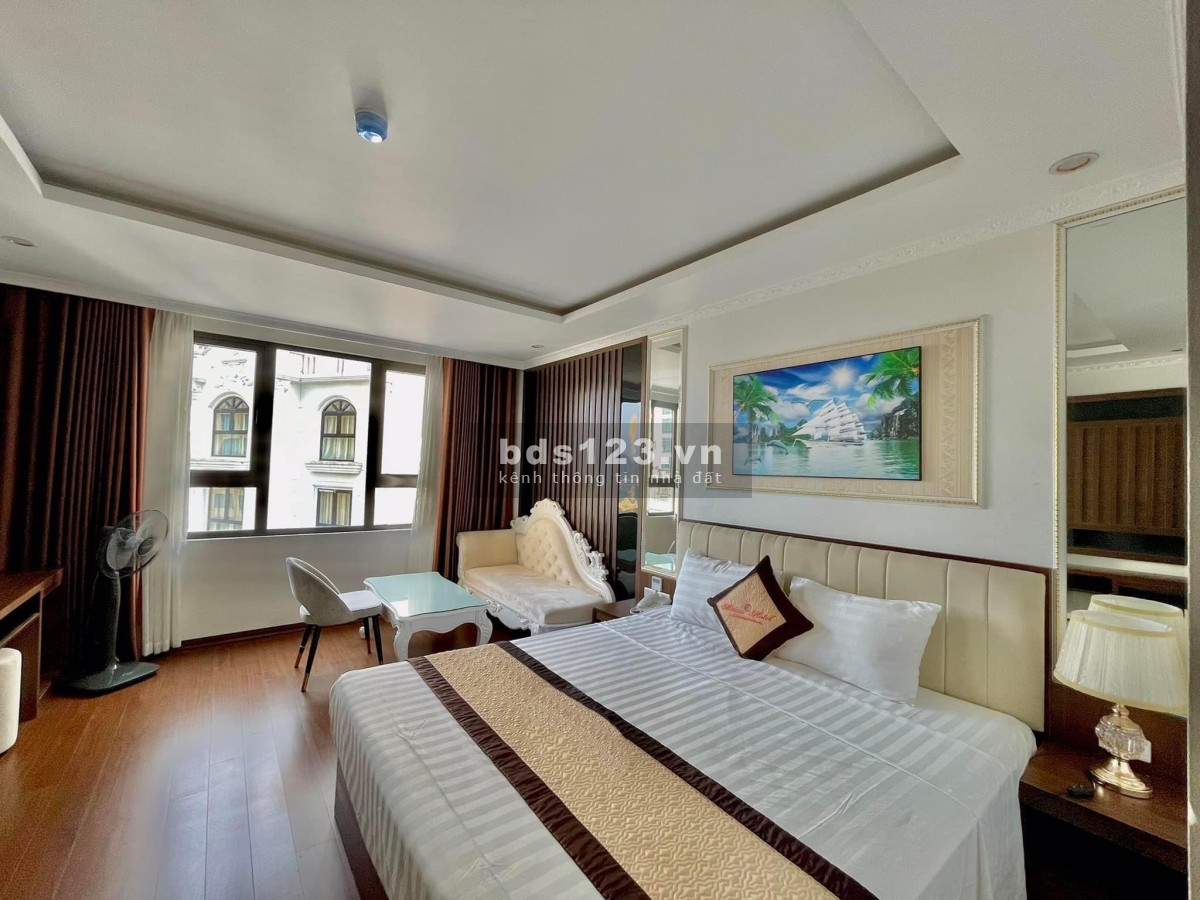 Bán khách sạn gần khách sạn Mường Thanh, Bãi Cháy, Hạ Long, Quảng Ninh