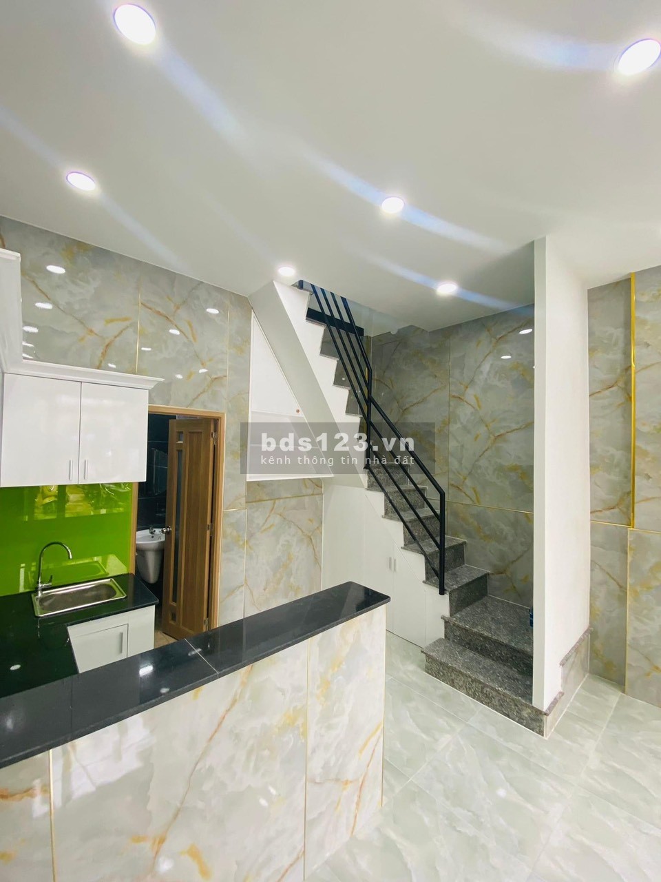 Nhà bán Bình Tân chính chủ diện tích khủng giá chỉ 7,5 tỷ đồng có SHR