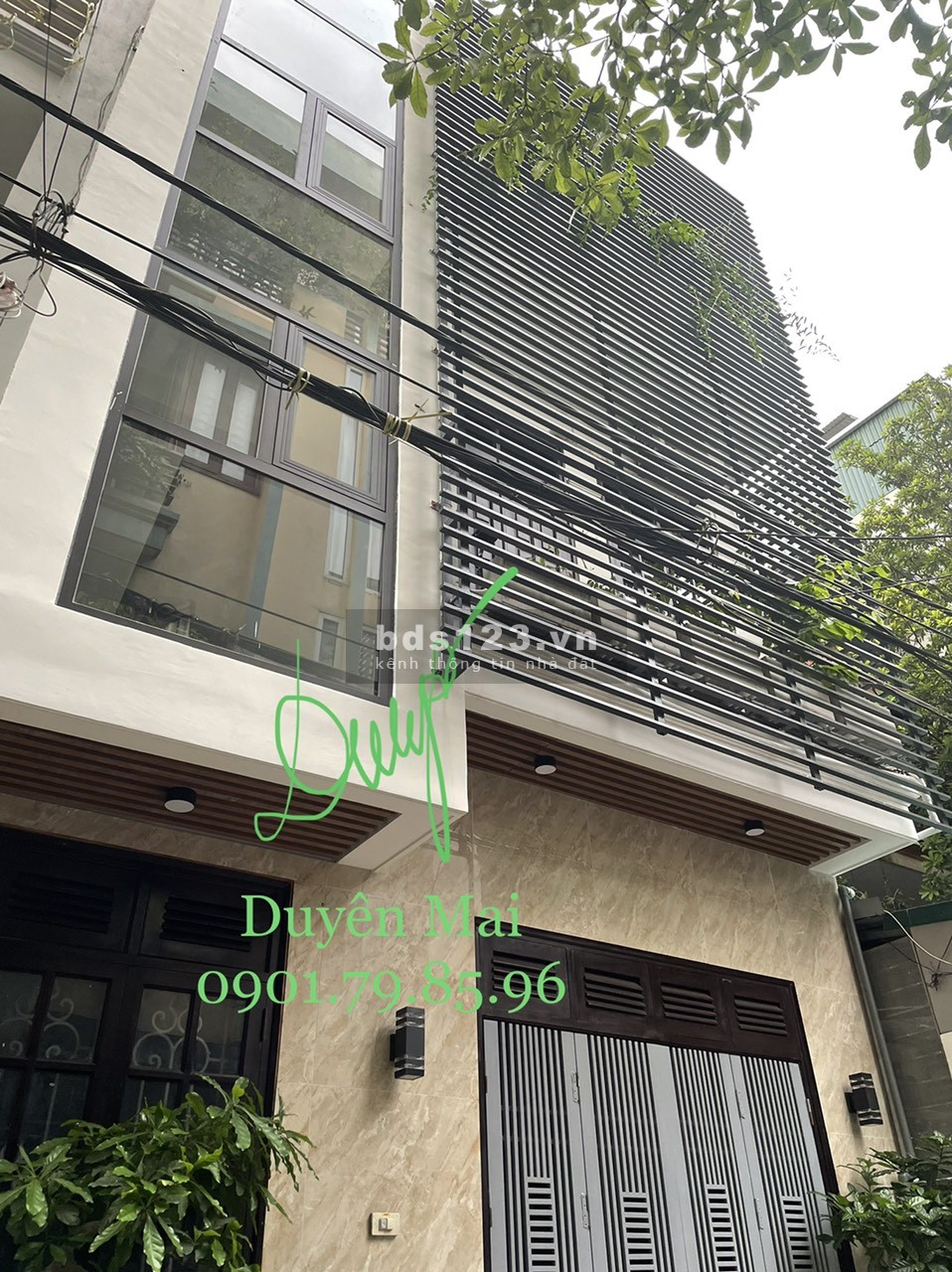 Bán nhà Hoàng Đạo Thành ô tô đỗ trước cửa nhà ngay đêm đầy đủ công năng nhỉnh giá 7 tỷ đồng