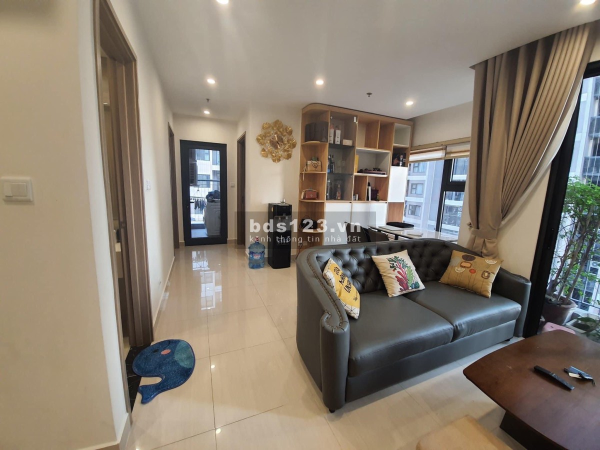 Căn góc 2PN+1 DT 70m2, SH view xịn với 2 mặt tiền bể bởi Olympic, giá 1.9 tỷ tại Vinhomes Ocean Park