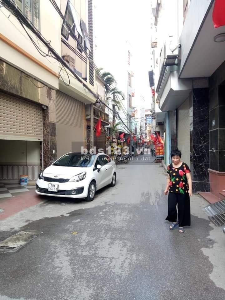 Hiếm có khó tìm, Bán nhà Vương Thừa Vũ, ngõ ô tô tránh diện tích sử dụng 52m2 giá bán 6.5 tỷ