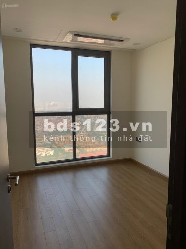 Bán gấp căn chung cư tòa A1, tại số 176 Định Công, có DT 66.05 m2 đến 104m2, giá 34tr/m2