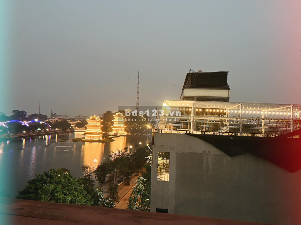 Cho thuê khách sạn Tràng An Happy Hotel, mặt hồ Kỳ Lân, Ninh Bình