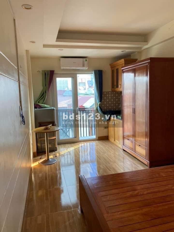 Bán nhà Hoàng Quốc Việt ô tô vào nhà, 20 phòng, DTSD 85m² giá 22 tỷ đồng