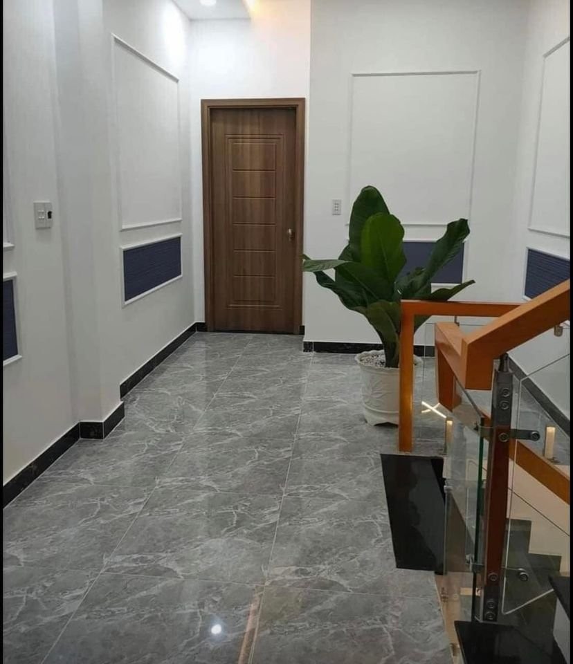 Nhà PL Hoàng Quốc Việt Cầu Giấy khu an ninh đỉnh DT 53m² giá chỉ 4,8 tỷ đồng