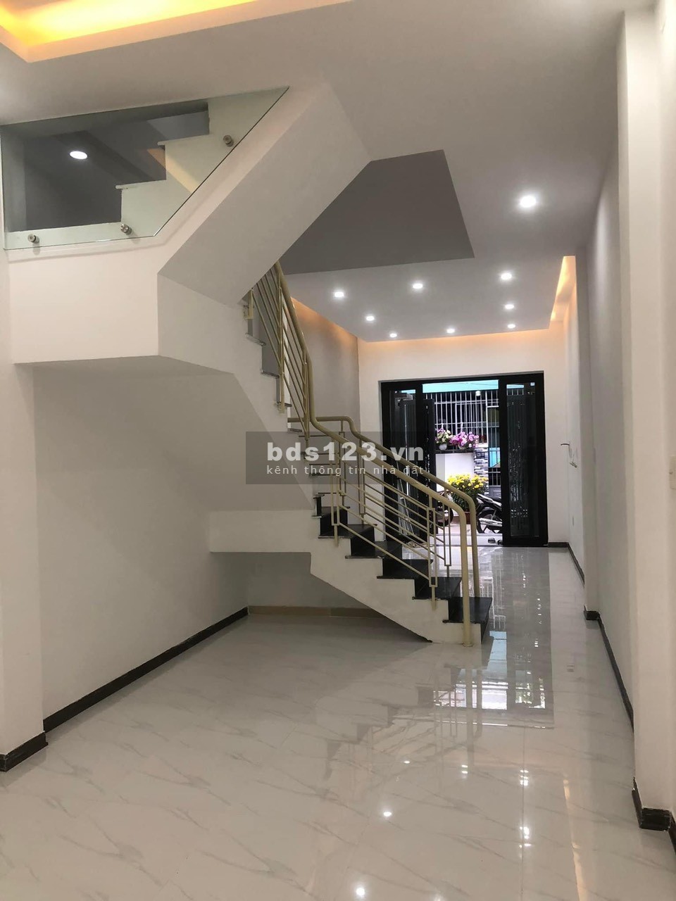 Bán nhà nguyên căn Phạm Cự Lượng 4 tầng dtsd 75m2 giá bán 4,35 tỷ - Sơn Trà Đà Nẵng
