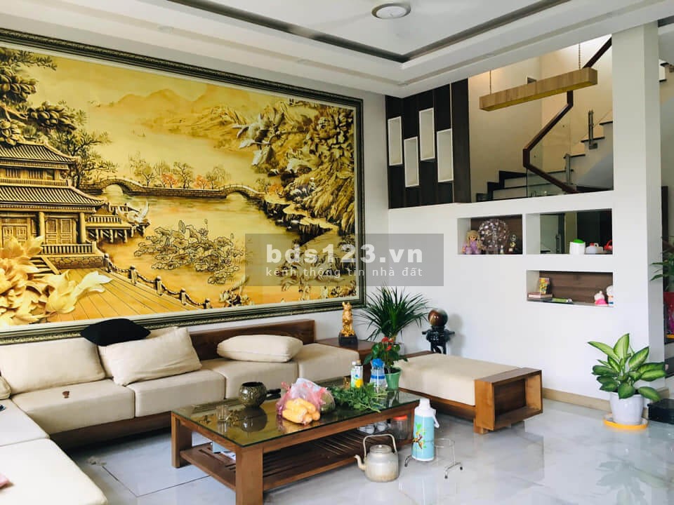 Bán gấp nhà đường số 5 Quận Gò Vấp, diện tích 44m2, giá bán chỉ 3.7 tỷ, pháp lý chuẩn