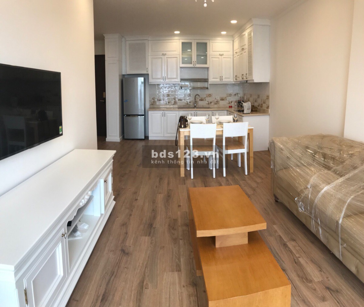 Bán 2PN Kingston Phú Nhuận, có sẵn hđ thuê tiện ích đủ bàn giao vào ở ngay