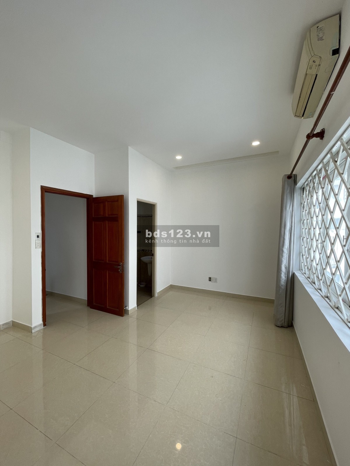 Bán nhà ngang 5x16m duy nhất khu Công Ích P. Phú Mỹ Quận 7 liên hệ 0977776657