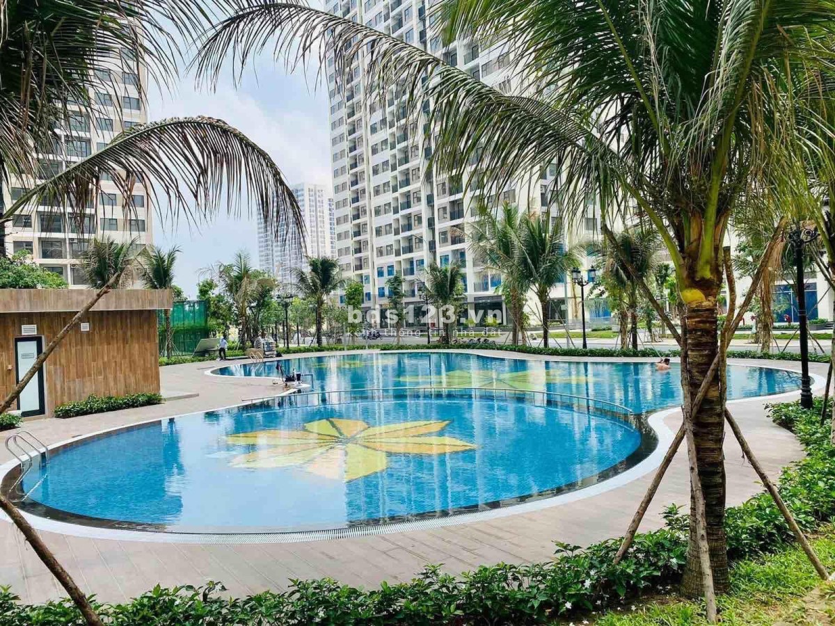 Chính chủ đổi chỗ ở nên bán lại căn hộ Vinhome Quận 9 có đầy đủ nội thất - Dọn vào ở được ngay