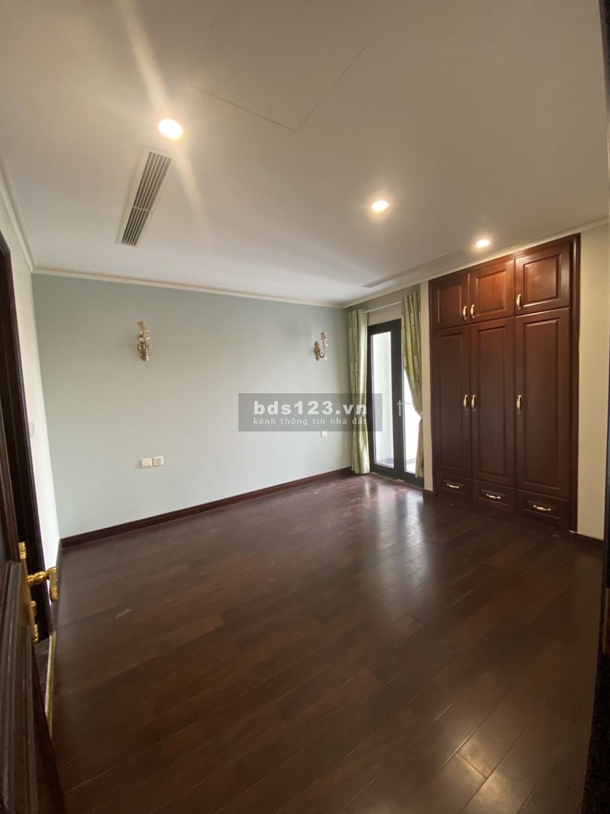 CĐT HC Golden City – Bồ Đề: Nhận Nhà Ở Ngay, Quà Tân Gia Tới 100tr, Full Nội Thất, HTLS 0%, CK 4%