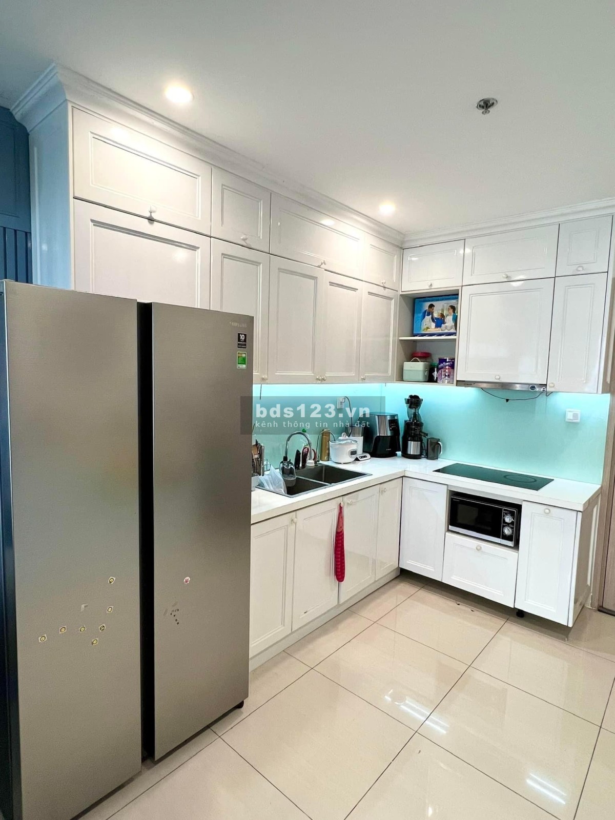 Chính chủ đổi chỗ ở nên bán lại căn hộ Vinhome Quận 9 có đầy đủ nội thất - Dọn vào ở được ngay