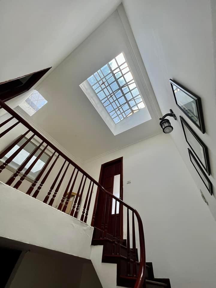 Cần bán gấp nhà phố Quan Nhân ô tô đỗ cửa view lộng gió, lh 0967163333
