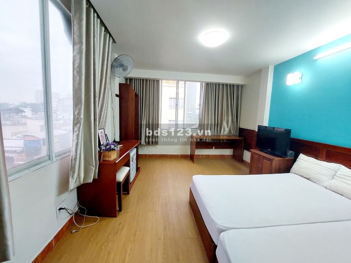 Cần nhượng lại HĐ 3 tháng Bùi Viện Quận 1 liên hệ 0939988058