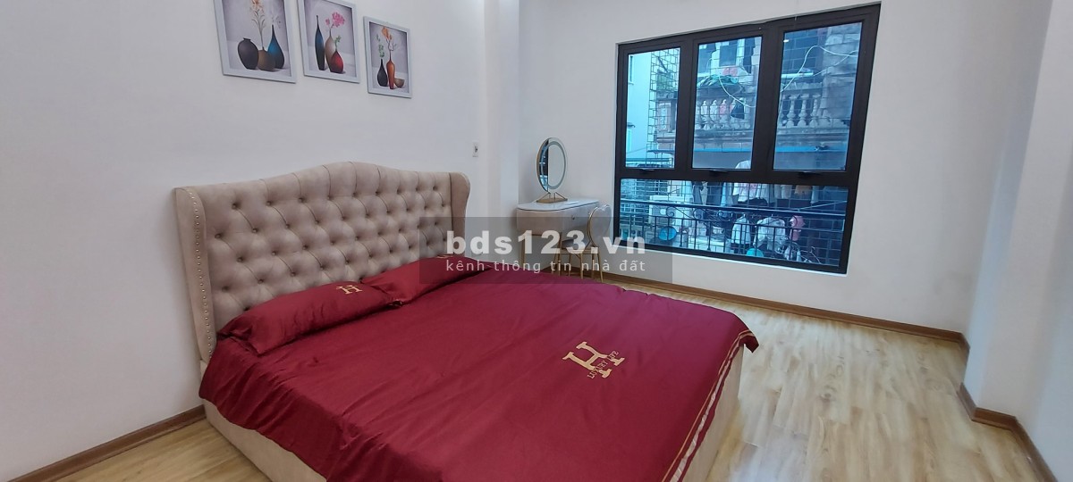 Thanh khoản gấp nhà Kim Giang DT 45m² x 4 tầng, gần bãi đỗ ô tô LH 0978908716
