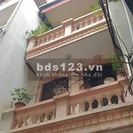 Bán nhà Quan Hoa, khu dân văn hóa, diện tích sử dụng 40m2, giá bán 5.75 tỷ