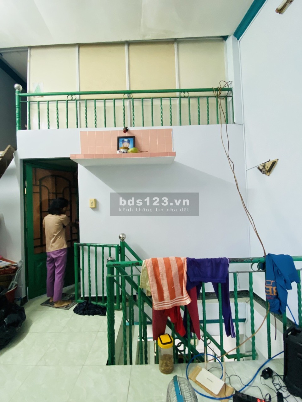Bình Tân-Bán nhà Hẻm xe tải tránh - hẻm thông, DTSD 65m² x 3 tầng, gái chỉ 2,3 tỷ đồng