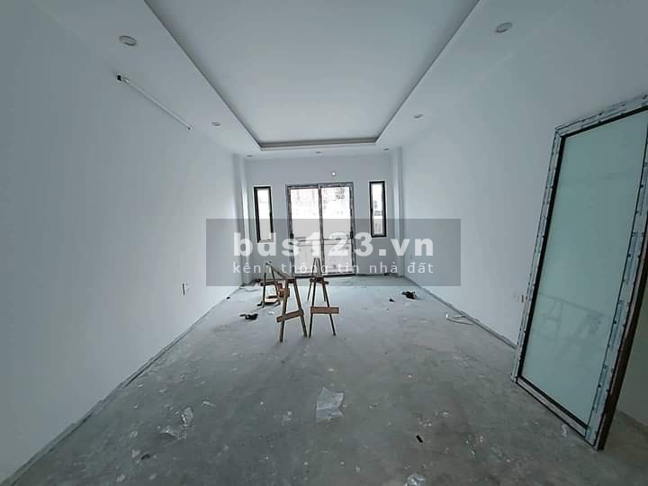Nhà đẹp thuận lợi Đường 19/5 Văn Quán 5 tầng; Mặt tiền: 3.8m6.5 tỷ Hà Đông.