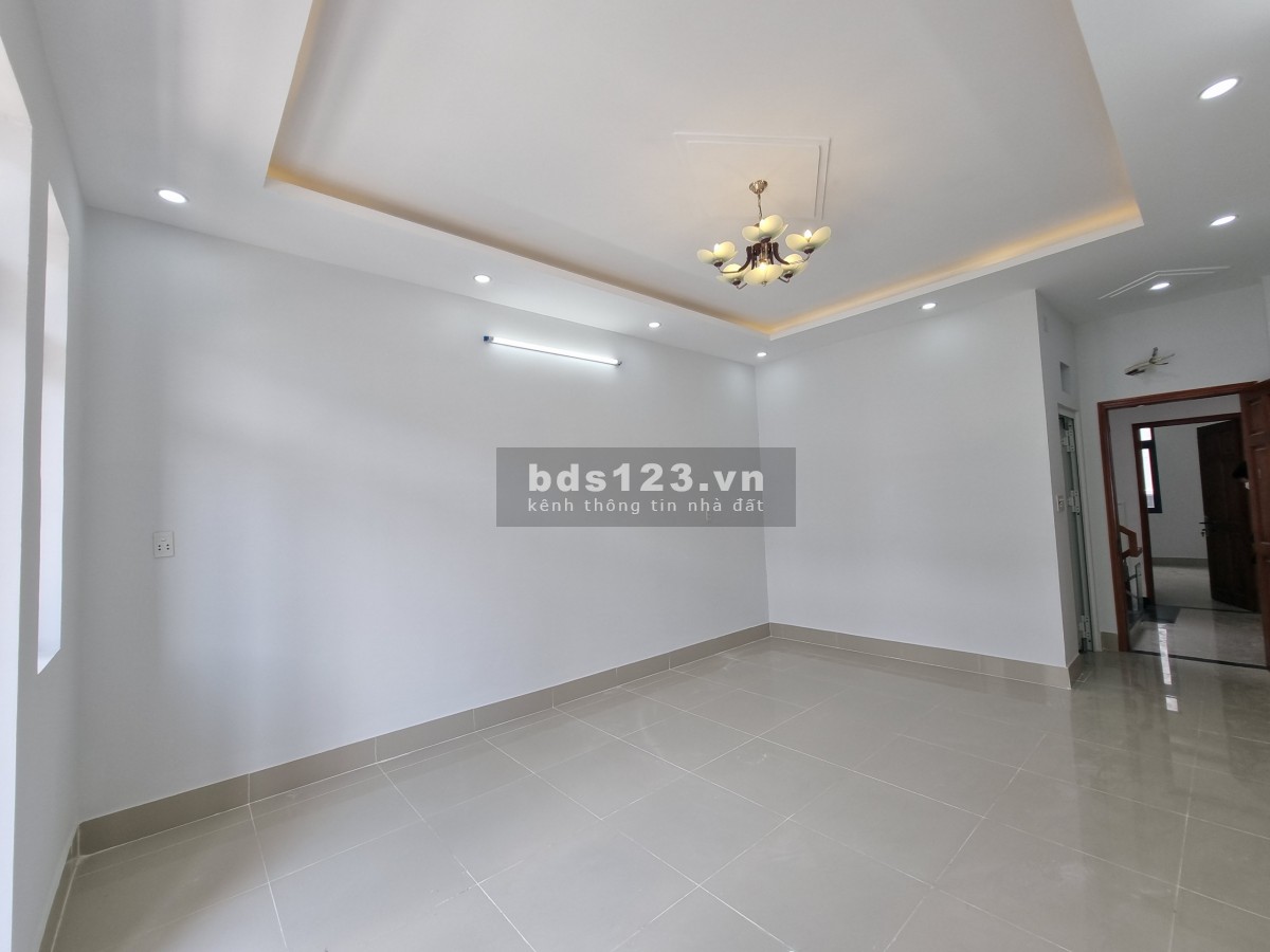 Nhà phố cao cấp giá tốt giá bán chỉ 3tỷ5 nhận nhà vào ở ngay ngân hàng hỗ trợ vay