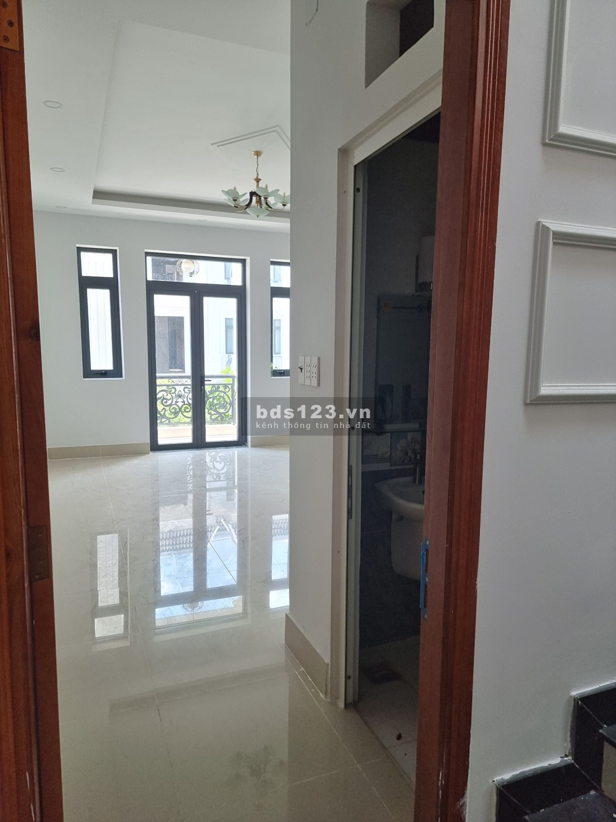 Nhà phố cao cấp giá tốt giá bán chỉ 3tỷ5 nhận nhà vào ở ngay ngân hàng hỗ trợ vay