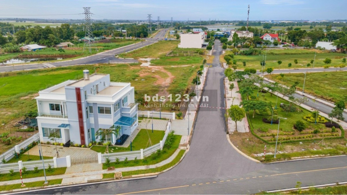 Cần ra đi miếng đất, có đầy đủ giấy tờ rõ ràng diện tích 80m2 ( 5 x 16 ) giá đầu tư sinh lời