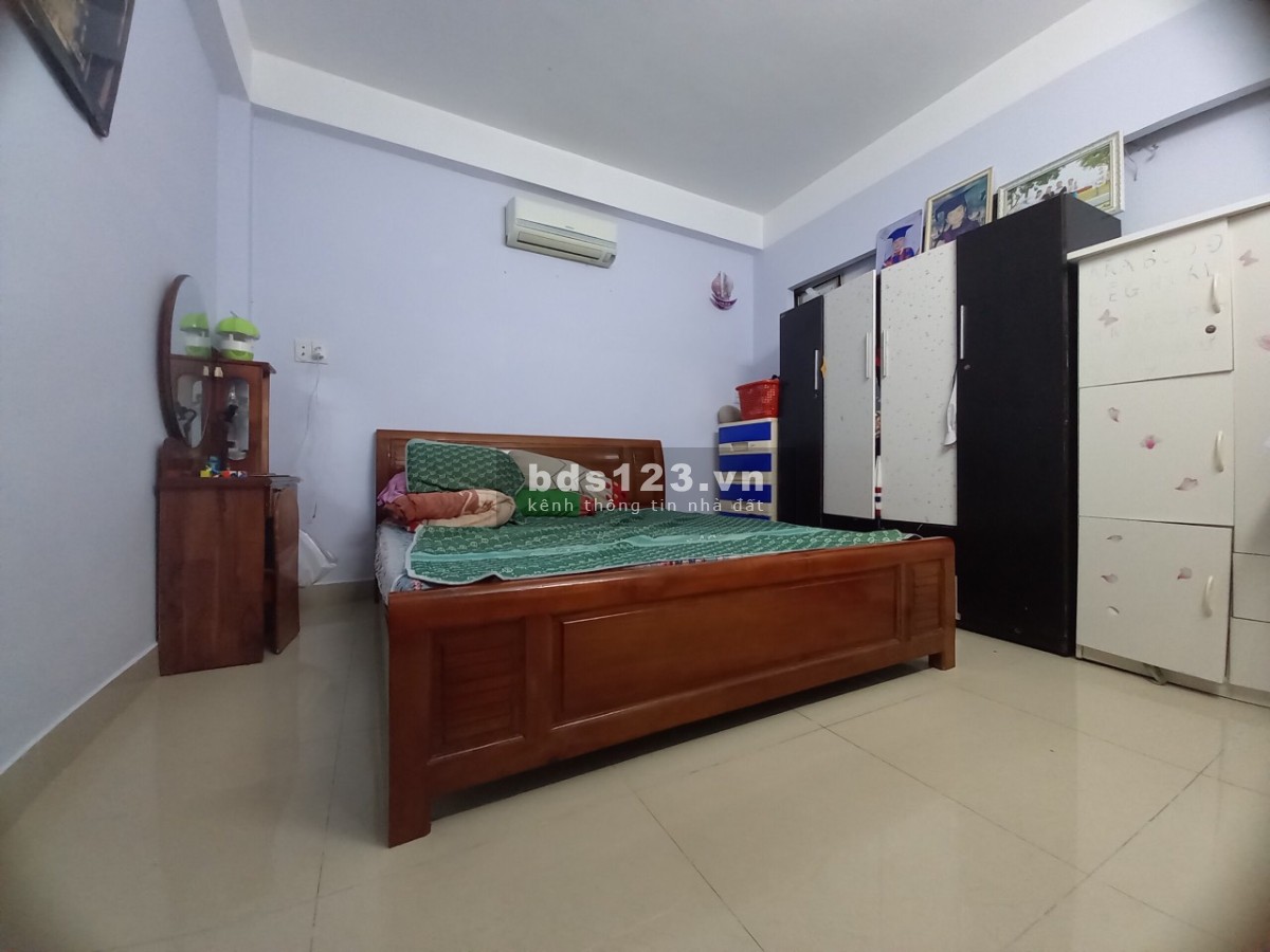 Bán gấp nhà Nguyễn Du kiệt ô tô đang có tiền thuê nhà hàng tháng, giá bán chỉ nhỉnh 3 tỷ