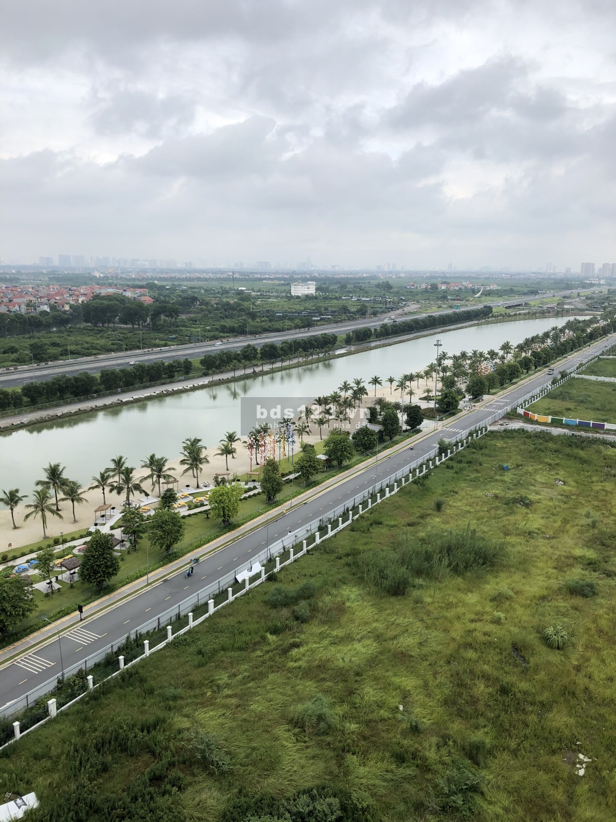 Bán nhanh trong tháng 6 căn hộ 2PN+1 (67m2) Vinhomes Ocean Park giá 1,83 tỷ - view sông San Hô
