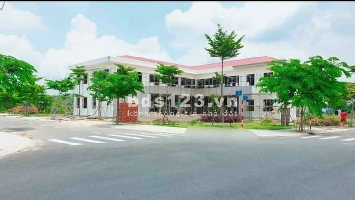 Chính chủ cần bán gấp lô đất thổ cư - sổ sẵn gần chợ Bến Cát