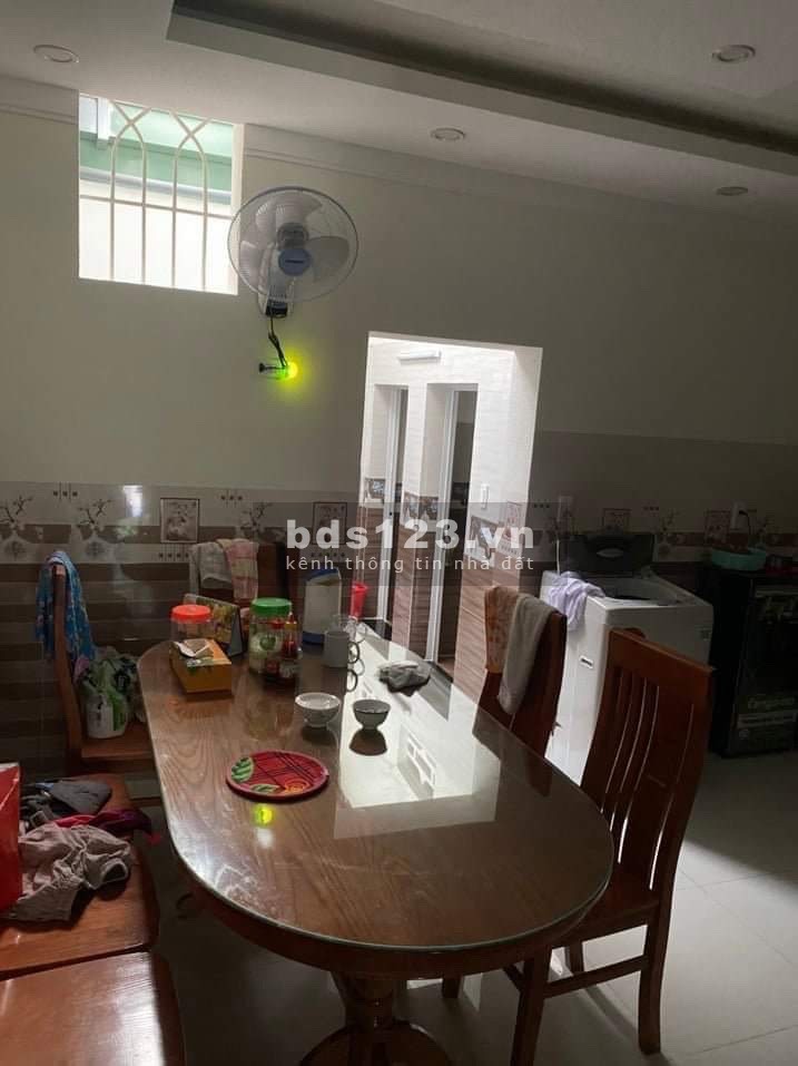 Bán nhà nguyên căn 1 trệt 1 lửng ngã ba Nguyễn Thái Học diện tích 100m2 giá bán 1.75 tỷ