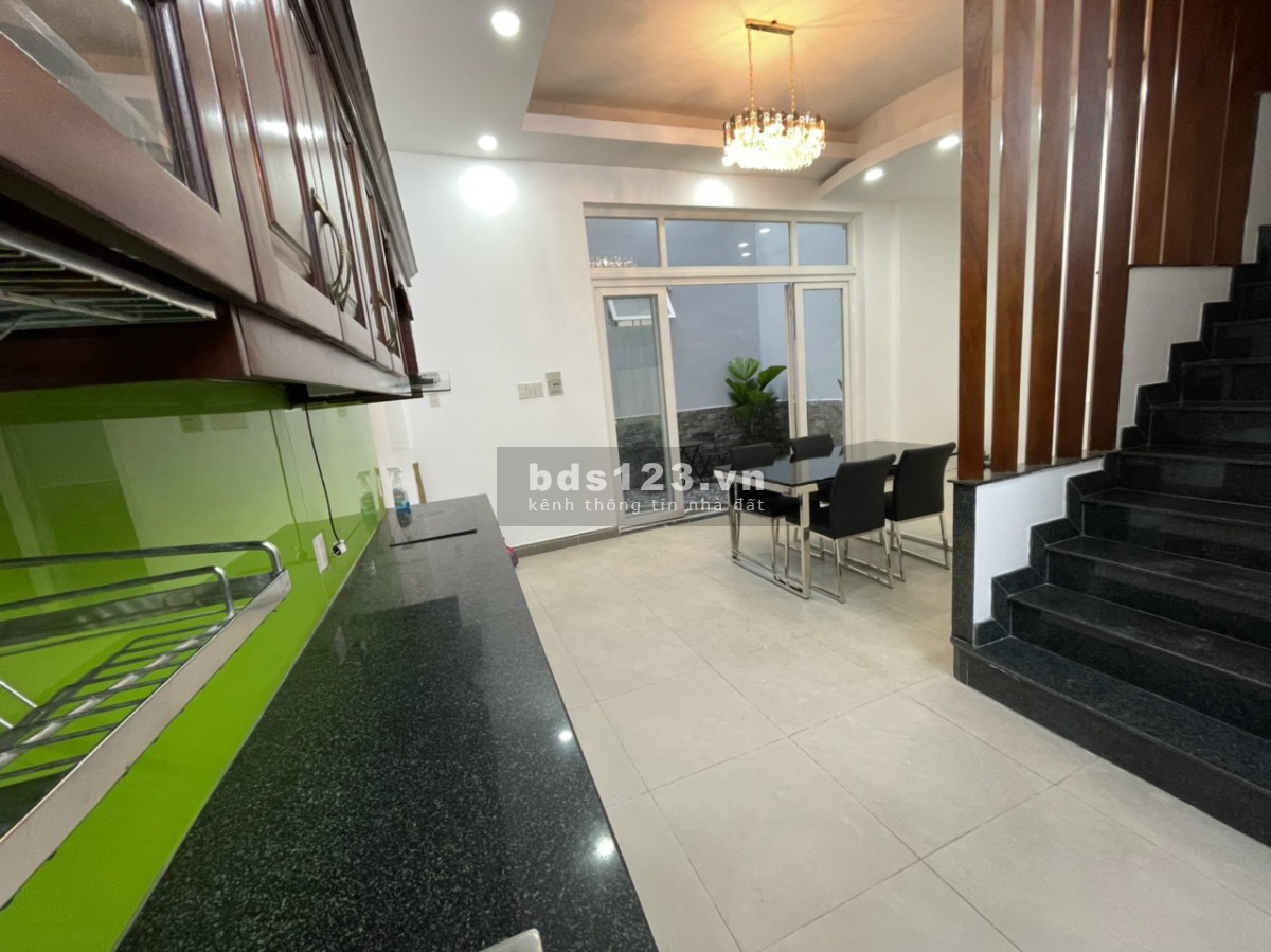 Bán biệt thự hẻm xe hơi Cách Mạng Tháng 8, Quận 10, Dt: 5,5 x 25m, giá 16,5 tỷ TL