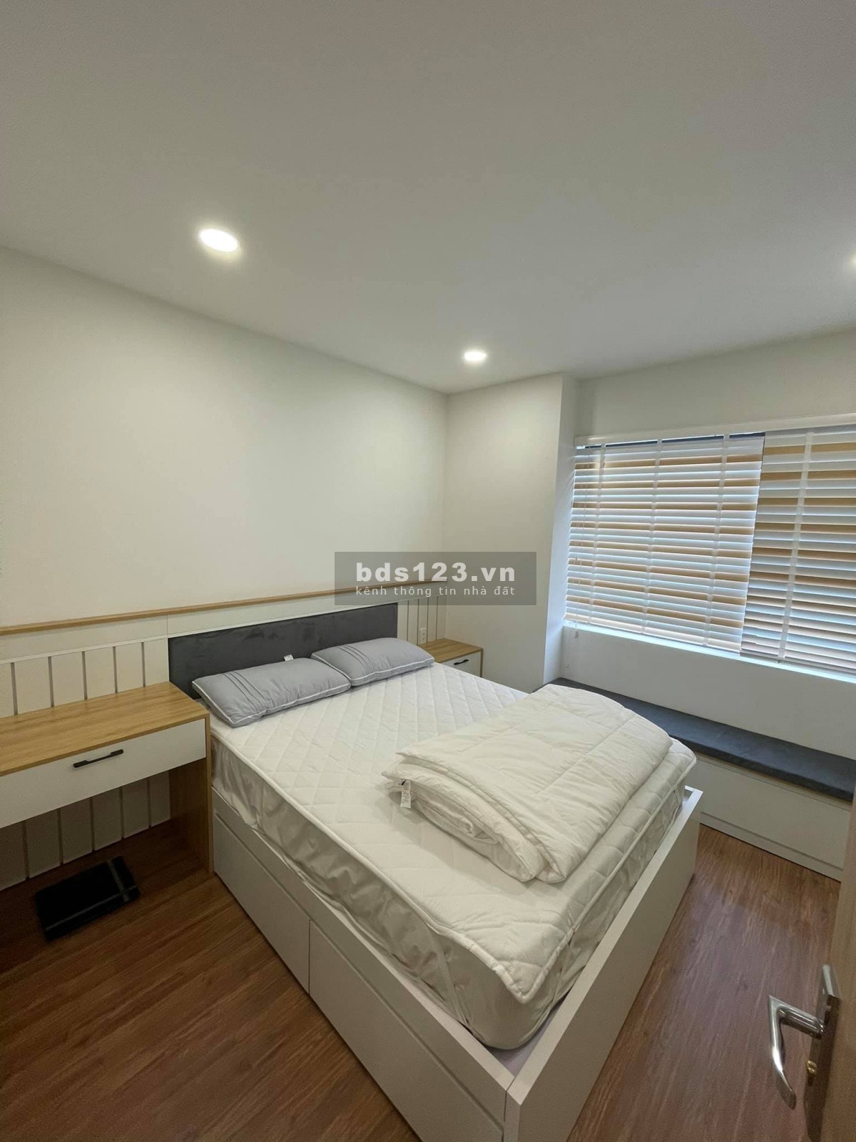 Cần bán CHCC Le Grand Jardin ngay trung tâm KĐT Sài Đồng, view hồ điều hòa, liền kề Vinhomes