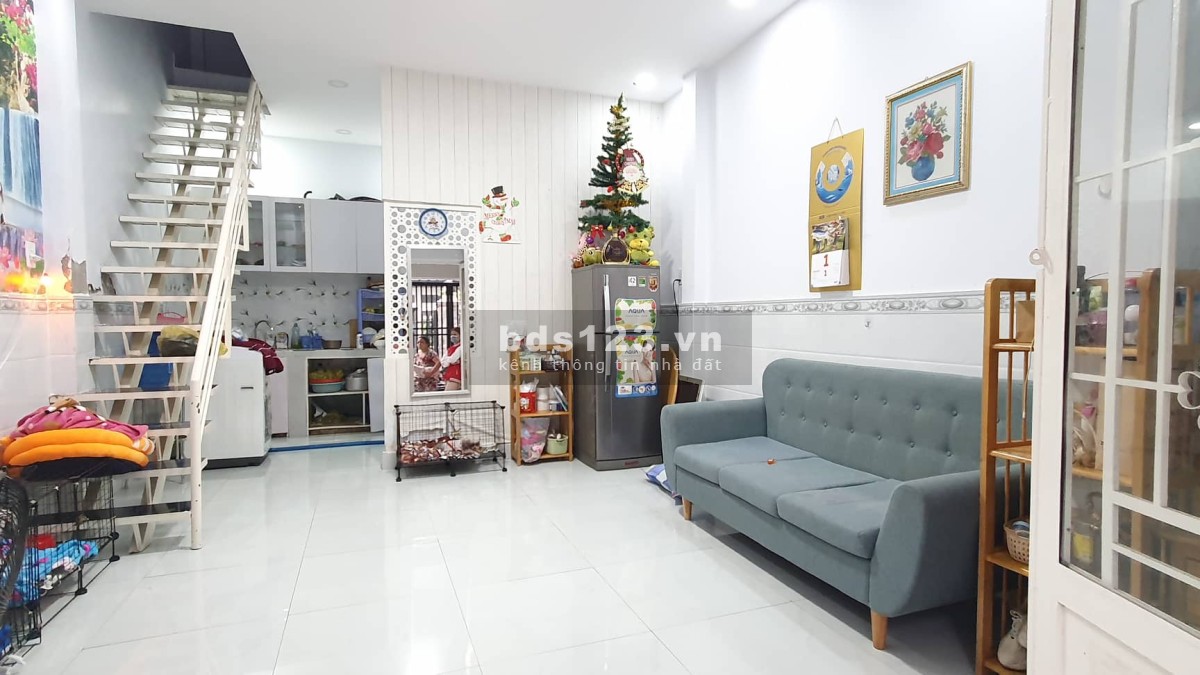 Bán nhà nguyên căn đẹp Quận 9 Đỗ Xuân Hợp hẻm xe hơi giá bán 3.8 tỷ, đầu tư sinh lời
