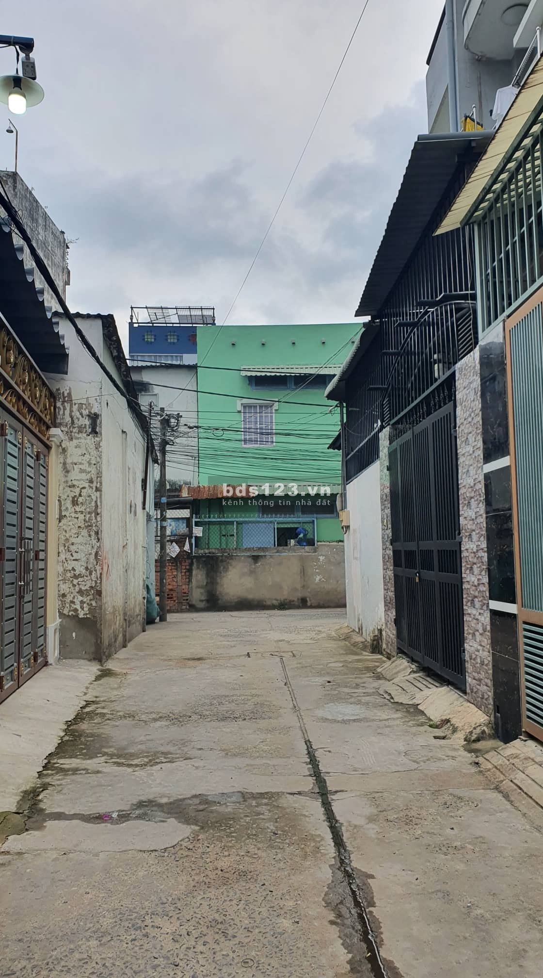 Bán nhà nguyên căn đẹp Quận 9 Đỗ Xuân Hợp hẻm xe hơi giá bán 3.8 tỷ, đầu tư sinh lời
