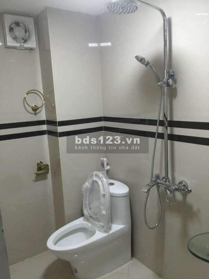Bán gấp nhà Minh Khai gần ô tô dtsd 40m2, 5 tầng mt khủng 11m, giá 4.5 tỷ, có bớt lộc