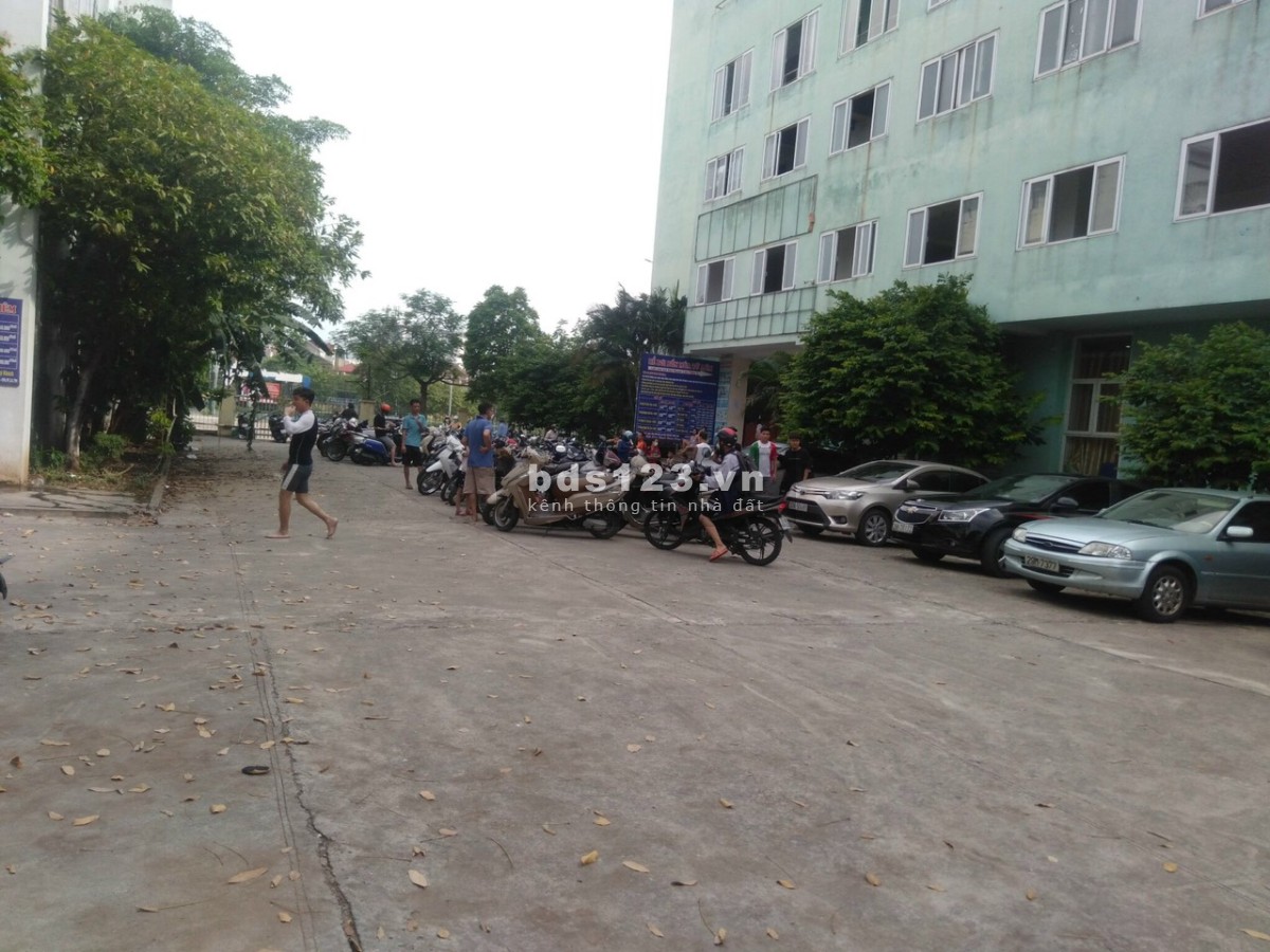 Mặt bằng thông sàn diện tích 300m2 tại Cầu Diễn, khu an ninh, giá tốt