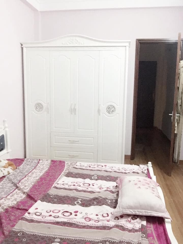 Phùng Khoang diện tích 40m2 5 tầng ngõ trước nhà 3m thẩng cách ô tô 20m 4.5 tỷ