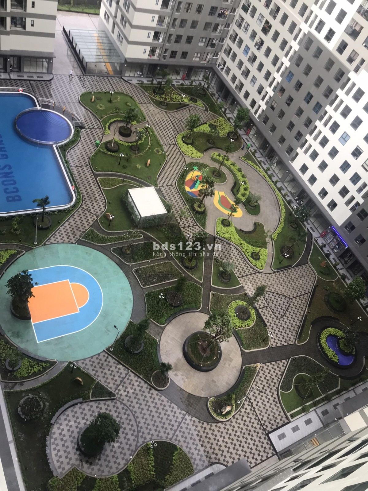 Cho thuê căn hộ 2PN/1WC Bcons Garden: 4,5tr/tháng - cọc 1T - HĐ:1 năm, Miễn Phí Quản lý 1 năm.