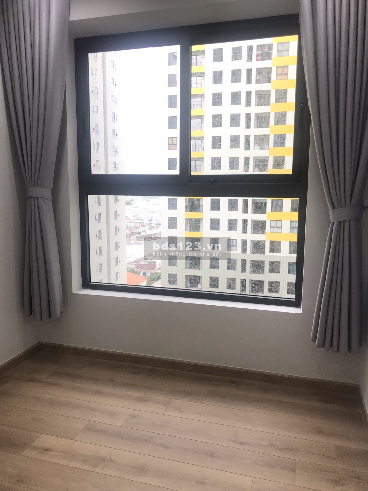 Cho thuê căn hộ 2PN/1WC Bcons Garden: 4,5tr/tháng - cọc 1T - HĐ:1 năm, Miễn Phí Quản lý 1 năm.