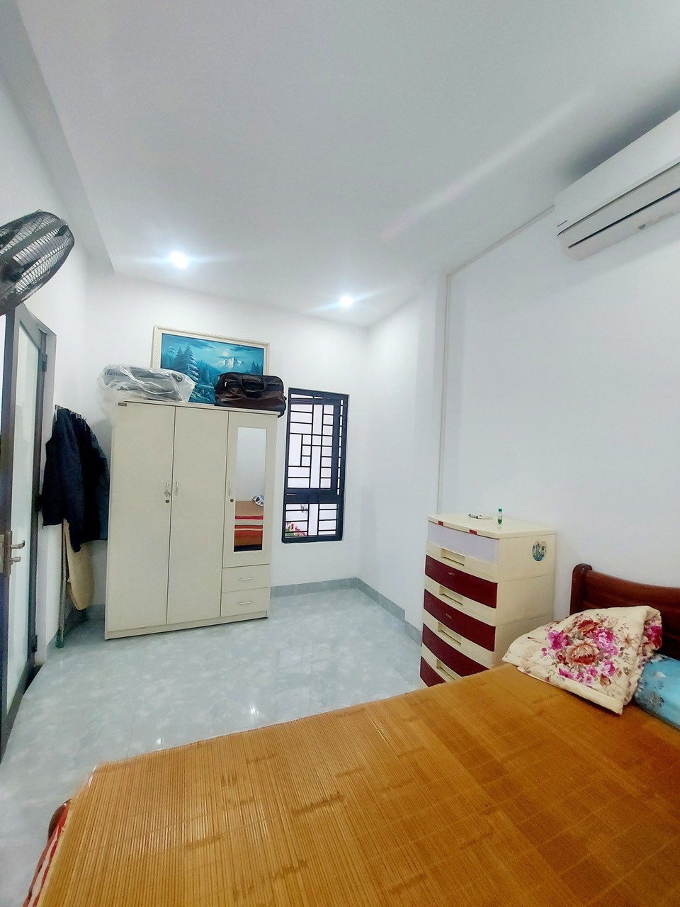 Nhà đẹp ven biển, khu du lịch non nước DTSD 110m² giá chỉ 4 tỷ mốt