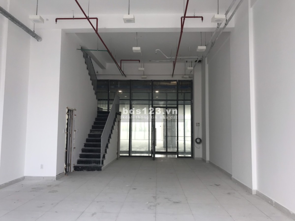 Bán shophouse có sổ gía chỉ 40 triệu/m2, tặng nội thất 300 triệu nhà mới 100%, đầu tư sinh lời